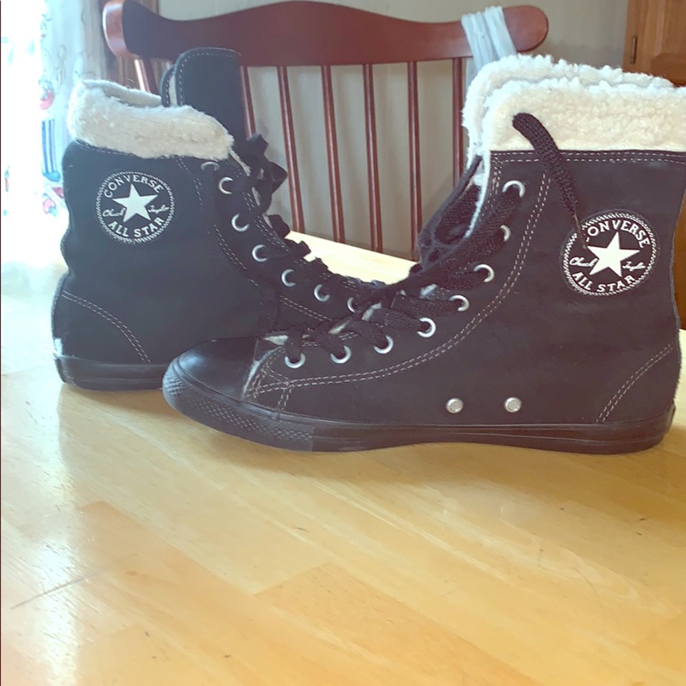 Women’s high top converse sneaker